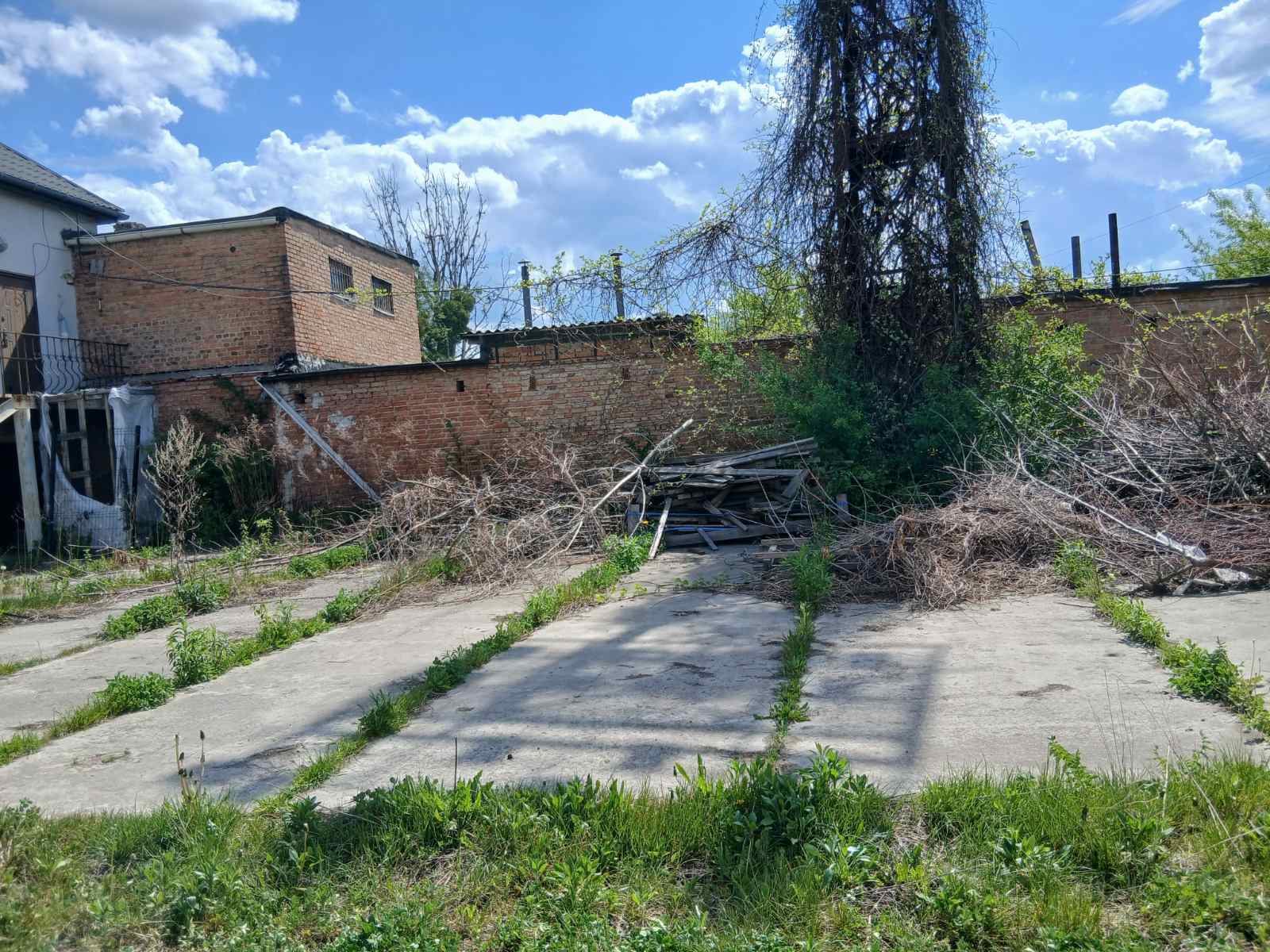 Оренда складу 985 м², Кліма Савура вул.