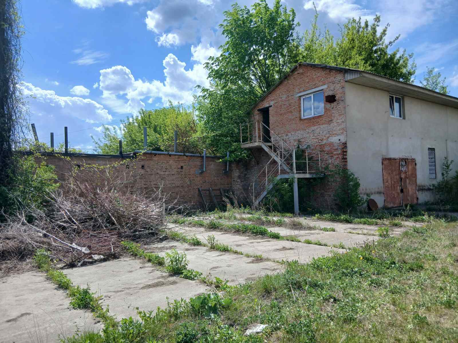 Оренда складу 985 м², Кліма Савура вул.