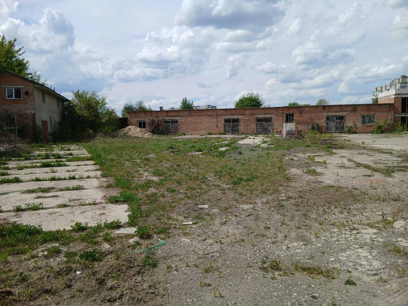 Оренда складу 985 м², Кліма Савура вул.
