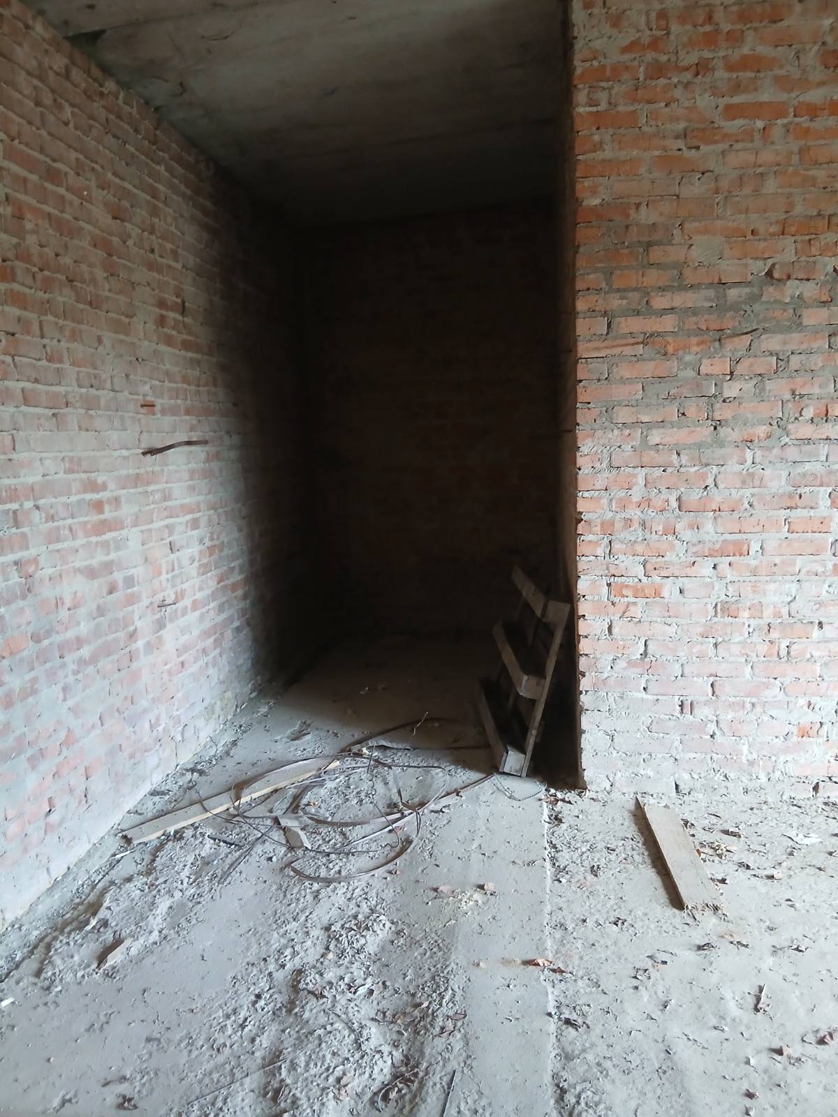 Оренда складу 985 м², Кліма Савура вул.