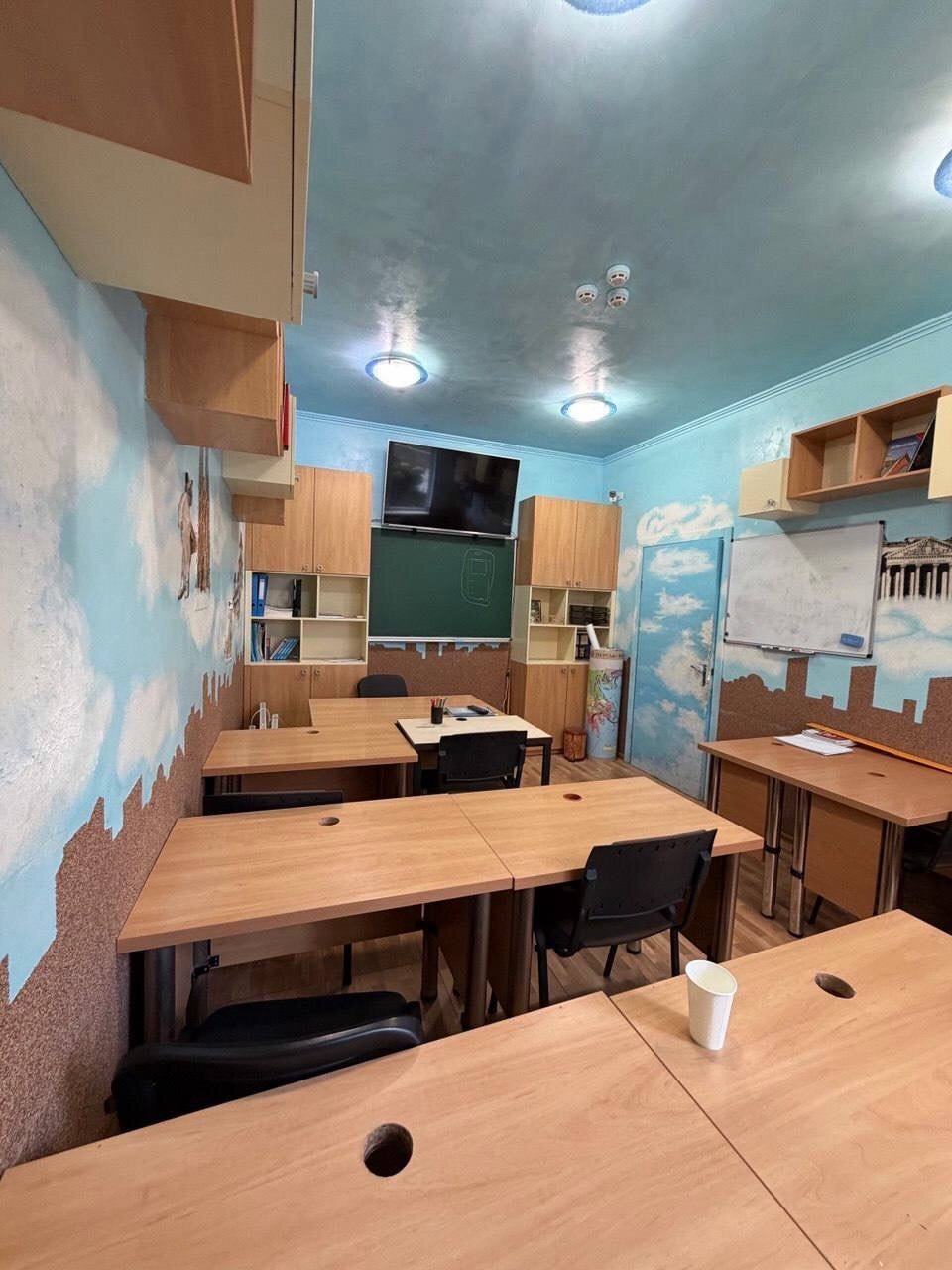 Продажа офиса 60 м², Крутогорный спуск