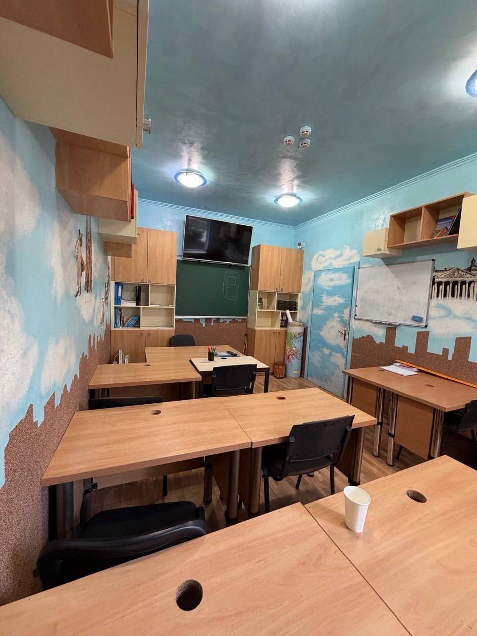 Продажа офиса 60 м², Крутогорный спуск