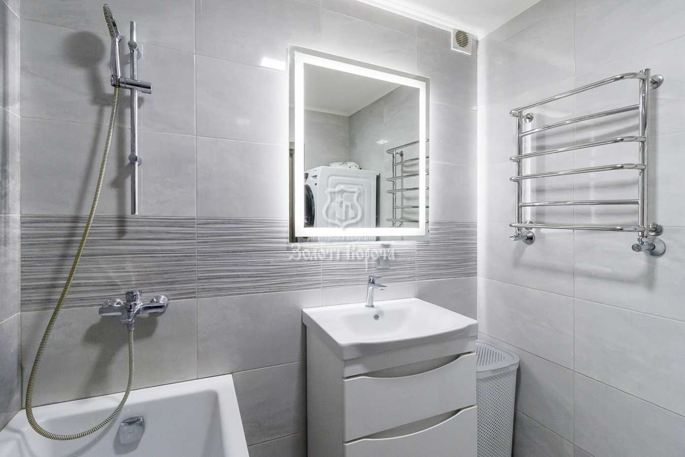 Продажа 2-комнатной квартиры 72.4 м², Придорожняя ул., 5