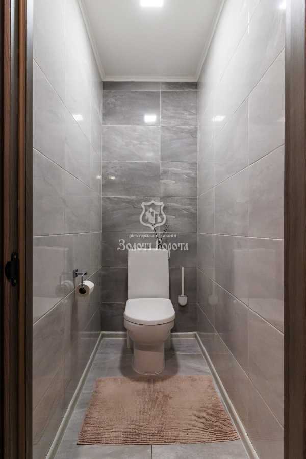 Продажа 2-комнатной квартиры 72.4 м², Придорожняя ул., 5