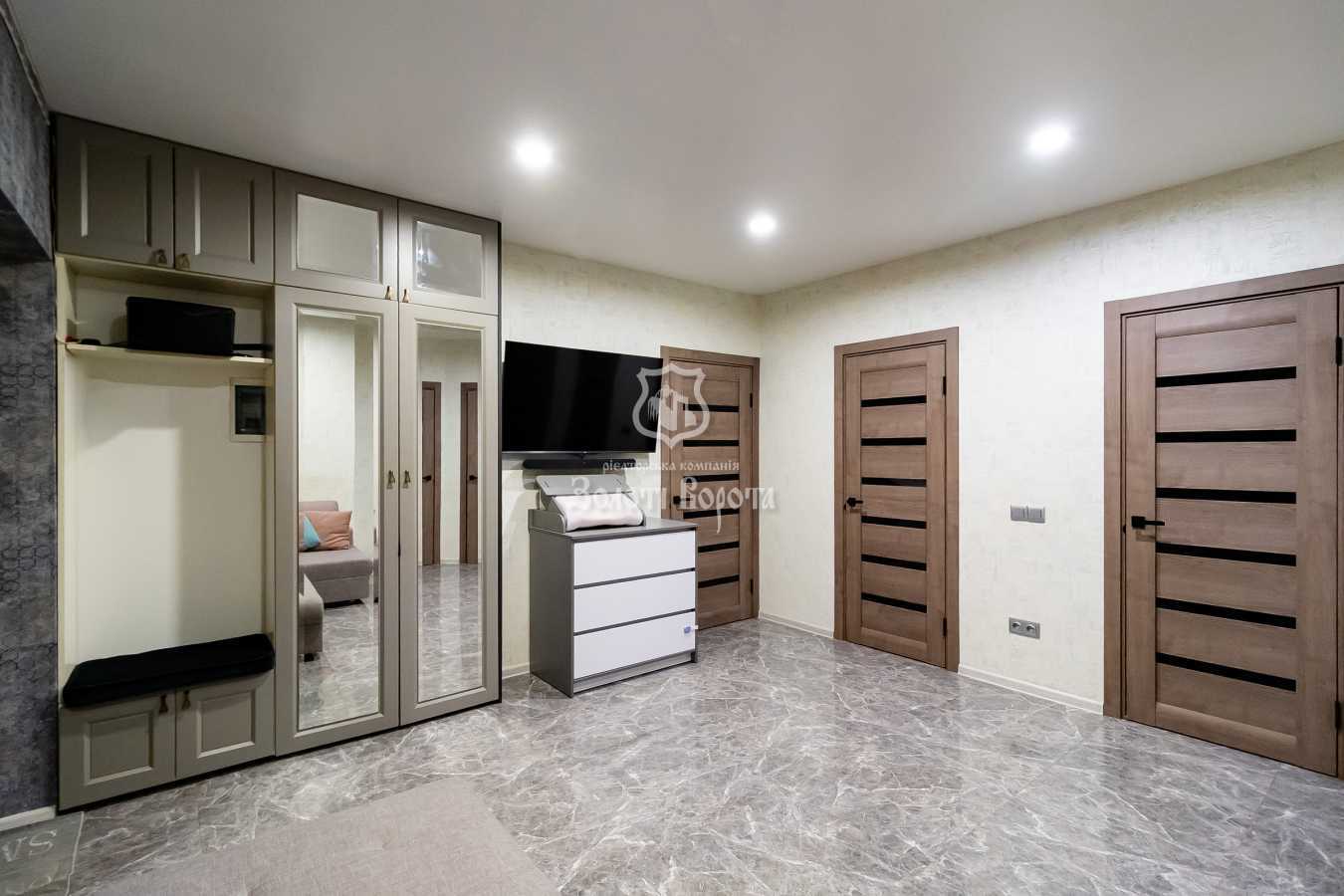 Продажа 2-комнатной квартиры 72.4 м², Придорожняя ул., 5