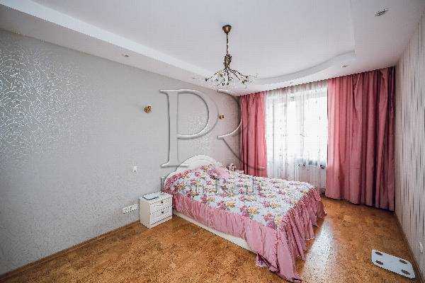 Продажа 3-комнатной квартиры 109 м², Никольско-Слободская ул., 6