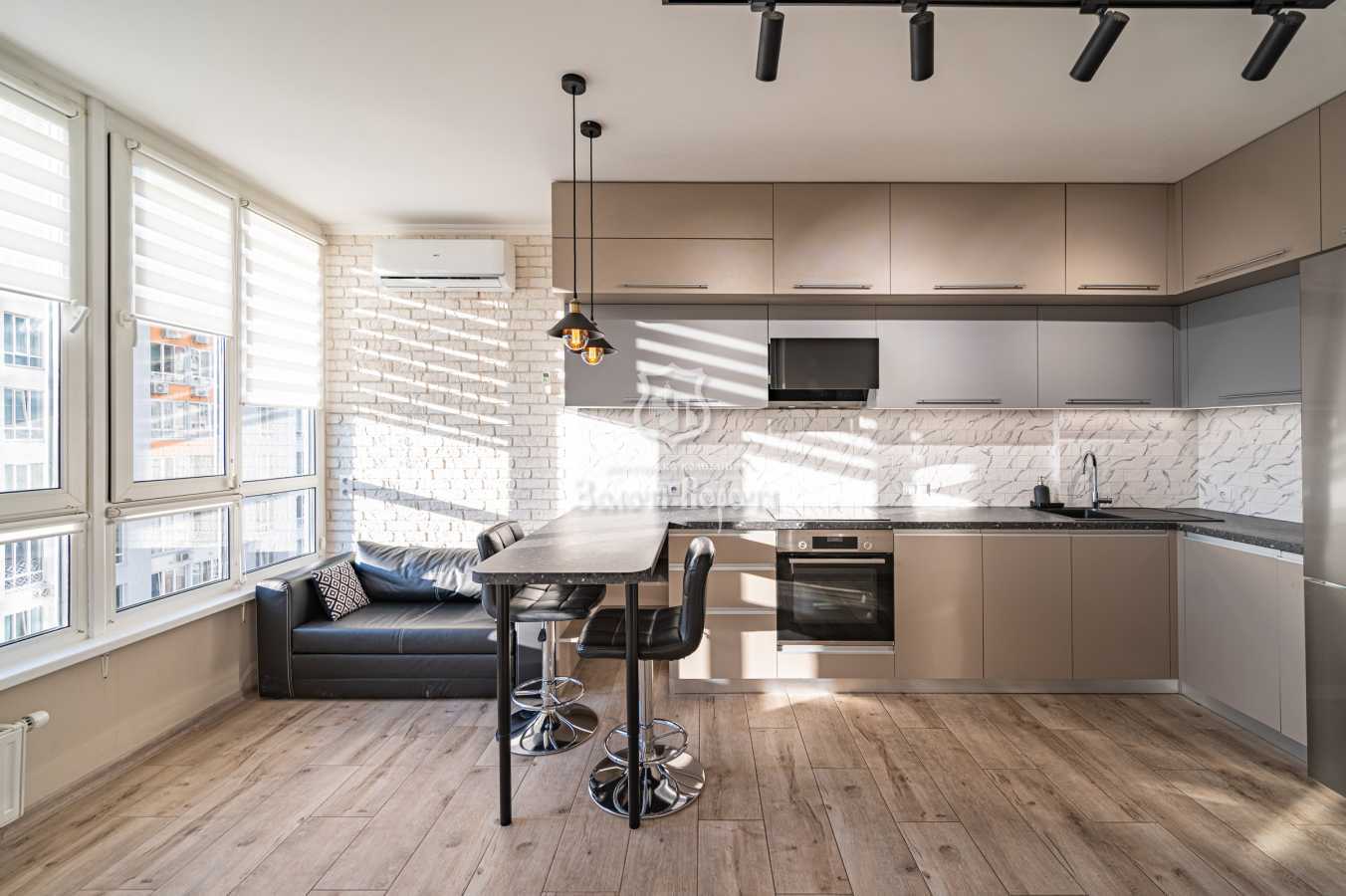 Продажа 1-комнатной квартиры 36.4 м², Каховская ул., 56