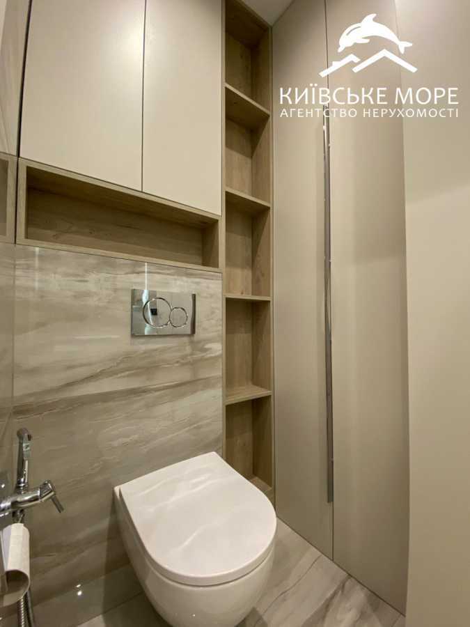 Оренда 3-кімнатної квартири 87 м², Івана Виговського вул., 10Д