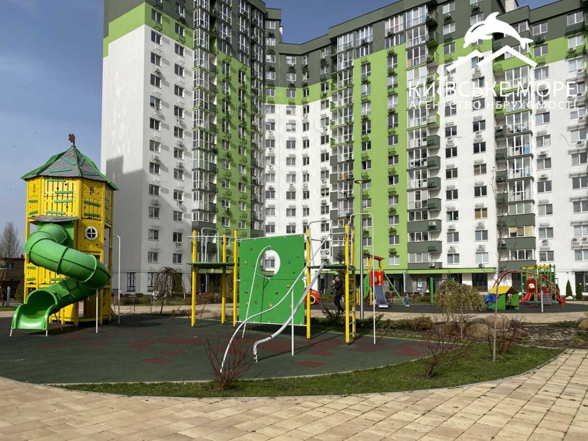Оренда 3-кімнатної квартири 87 м², Івана Виговського вул., 10Д