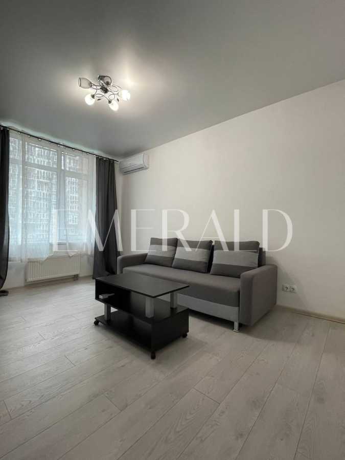 Продажа 1-комнатной квартиры 40.9 м², Академика Заболотного ул., 148Б