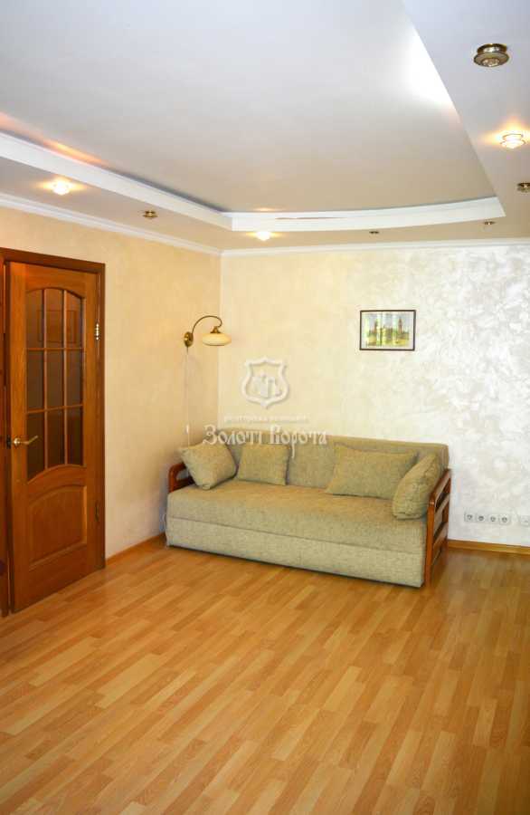 Продаж 2-кімнатної квартири 47 м², Метробудівська вул., 7