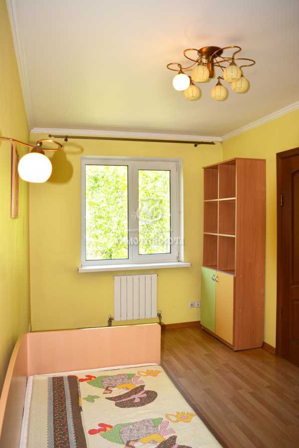 Продаж 2-кімнатної квартири 47 м², Метробудівська вул., 7