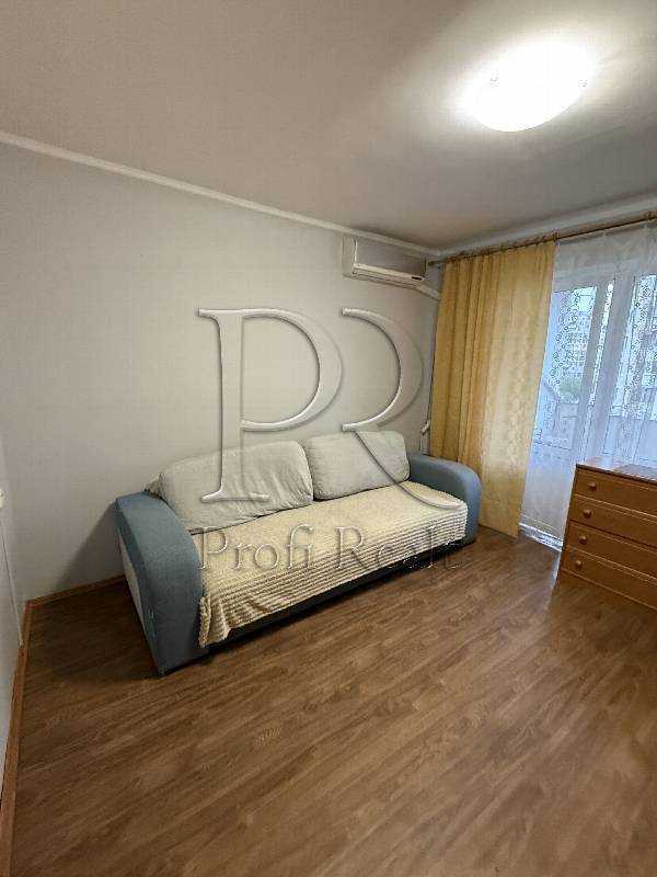 Продажа 1-комнатной квартиры 34 м², Милославська вулиця, 17А