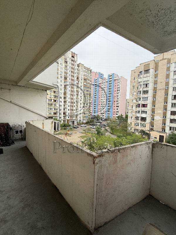 Продажа 1-комнатной квартиры 34 м², Милославська вулиця, 17А