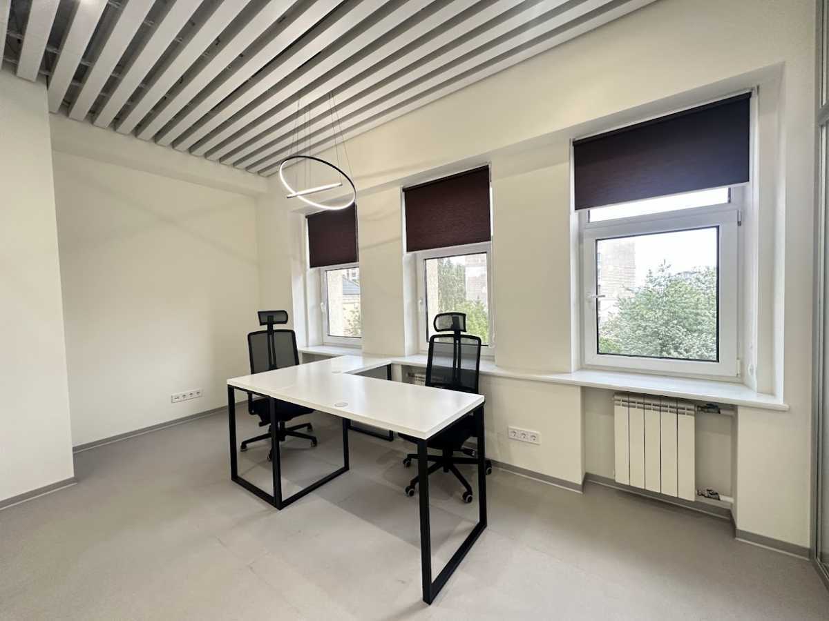 Продажа офиса 400 м², Олеся Гончара ул., 35
