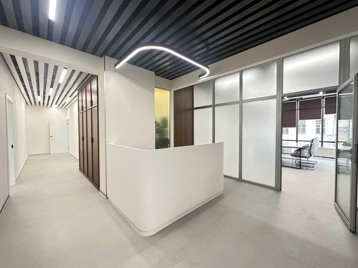 Продажа офиса 400 м², Олеся Гончара ул., 35