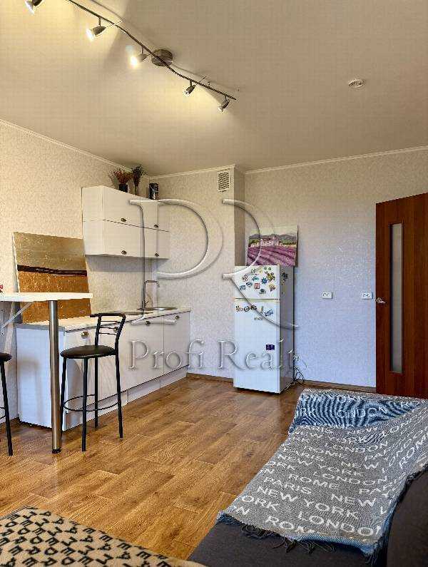 Продажа 1-комнатной квартиры 49 м², Академика Глушкова просп., 9Е
