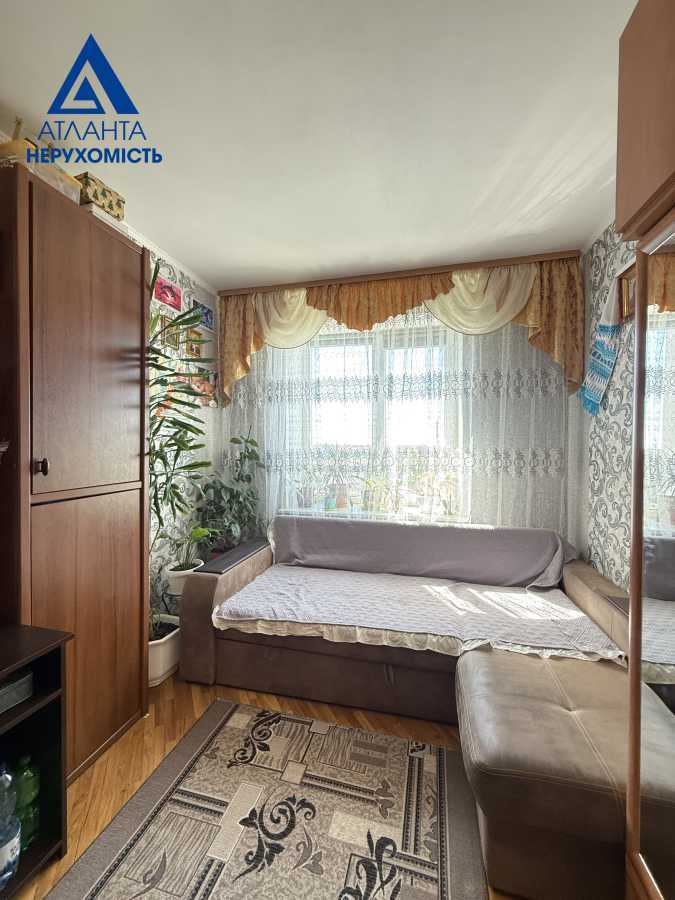 Продажа 3-комнатной квартиры 93 м², Ровенская ул.