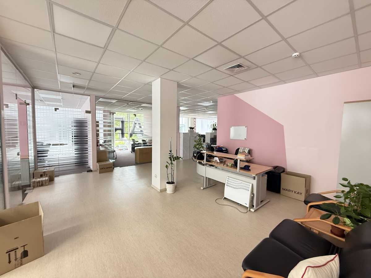 Аренда офиса 900 м², Ивана Федорова ул.