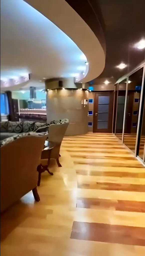 Продажа 3-комнатной квартиры 130 м², Генерала Геннадия Воробьева ул., 13Е