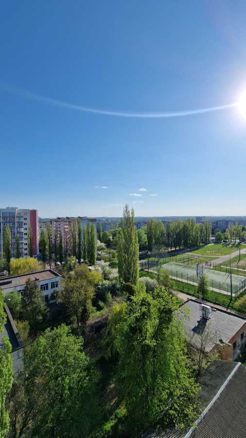 Продаж 3-кімнатної квартири 70 м², Нагірна, 22