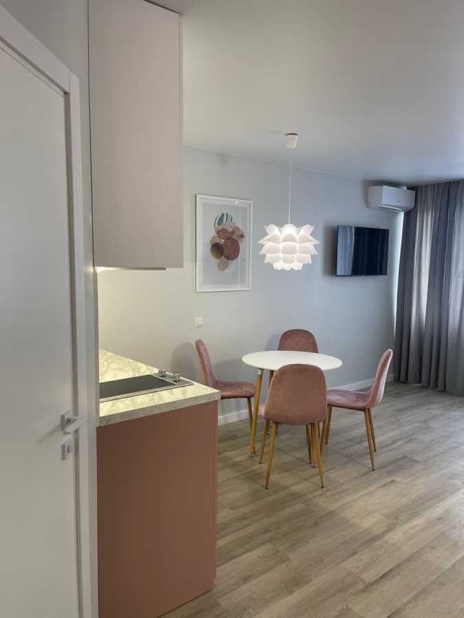 Оренда 1-кімнатної квартири 33 м², Золотоустівська вул., 25