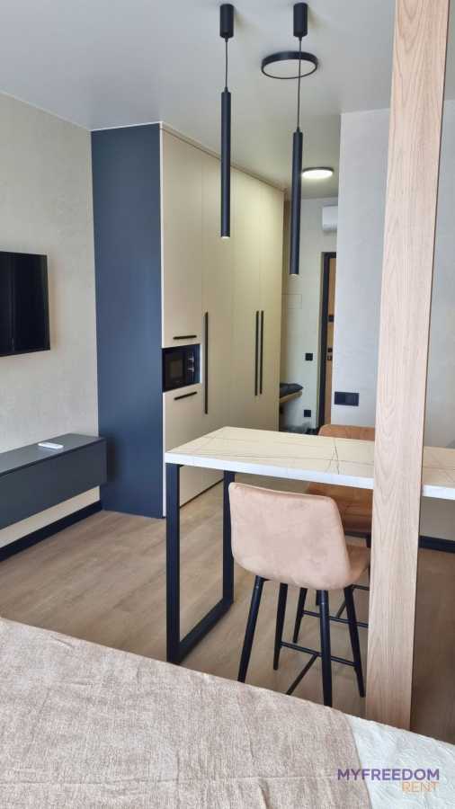 Оренда 1-кімнатної квартири 25 м², Лукянівська, 22