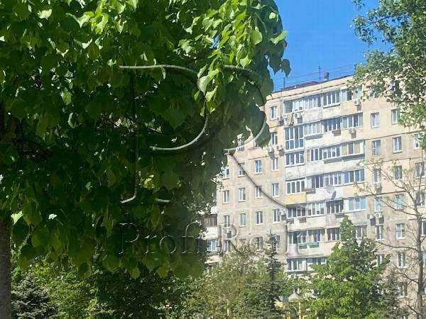 Продажа 3-комнатной квартиры 62 м², Приречная ул., 5