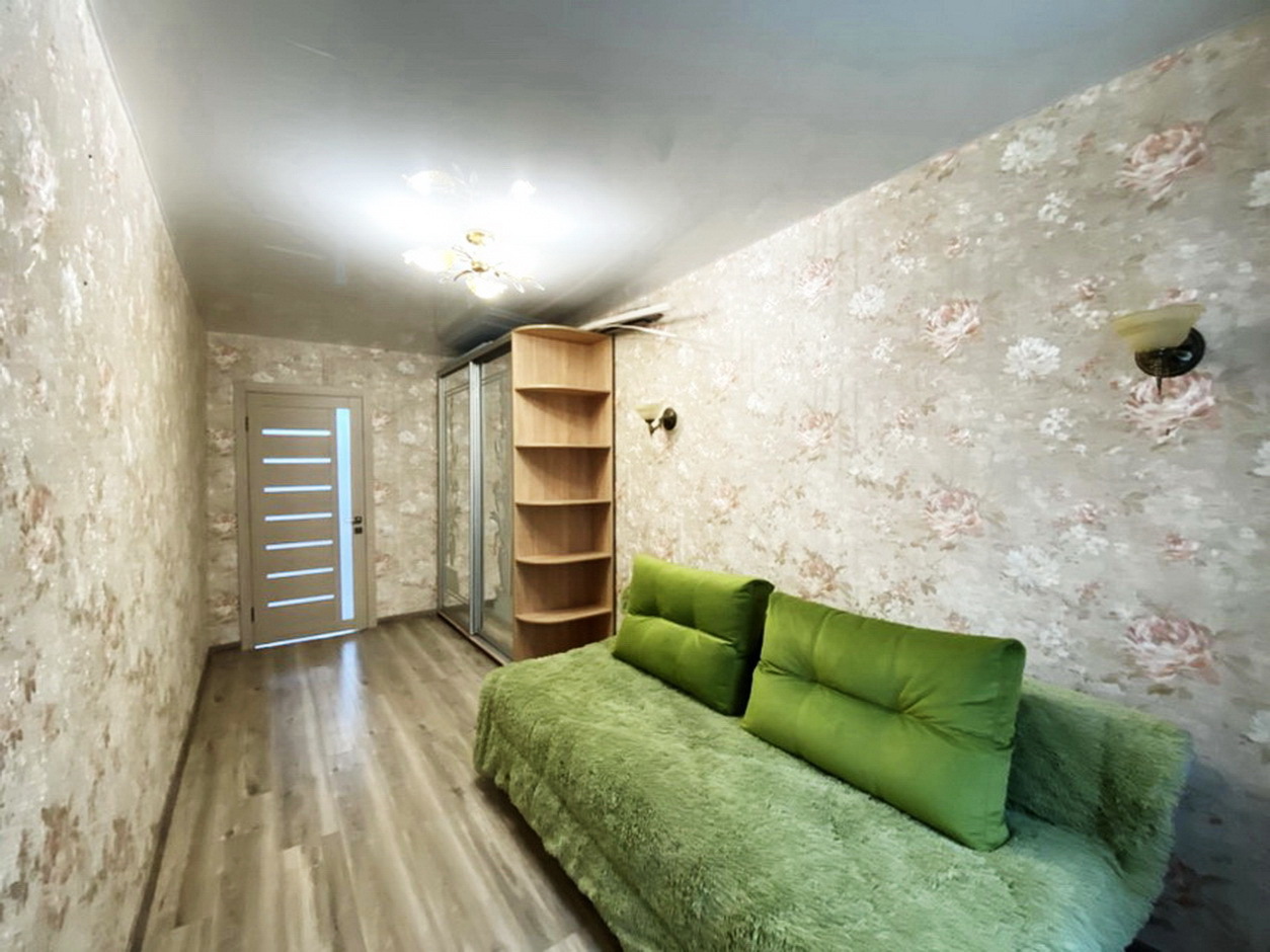 Продаж 2-кімнатної квартири 45 м², Генерала Карпенка вул.