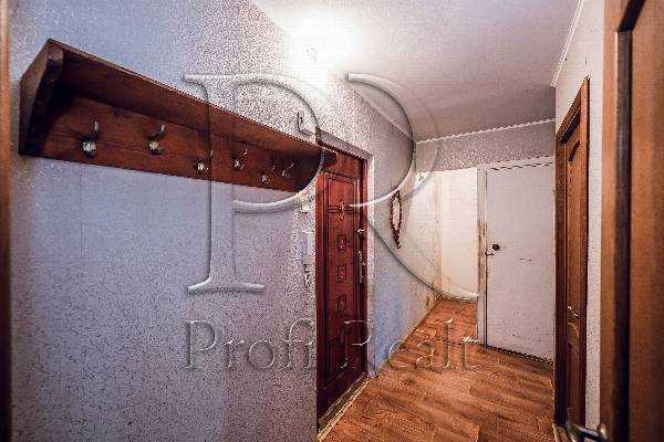 Продаж 2-кімнатної квартири 45 м², Гната Юри вул., 12