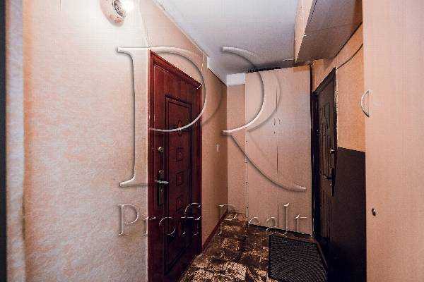 Продаж 2-кімнатної квартири 45 м², Гната Юри вул., 12