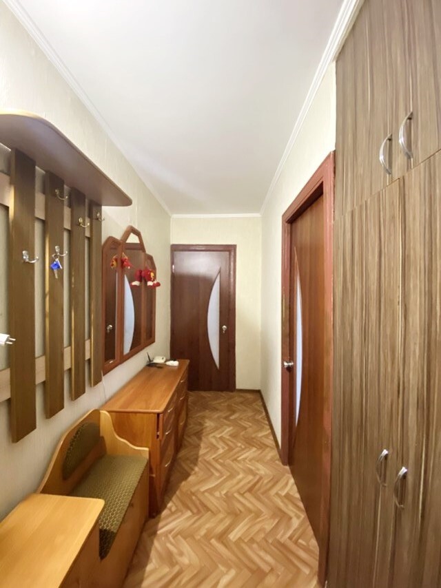Продажа 3-комнатной квартиры 62 м², Космонавтов ул., 146В