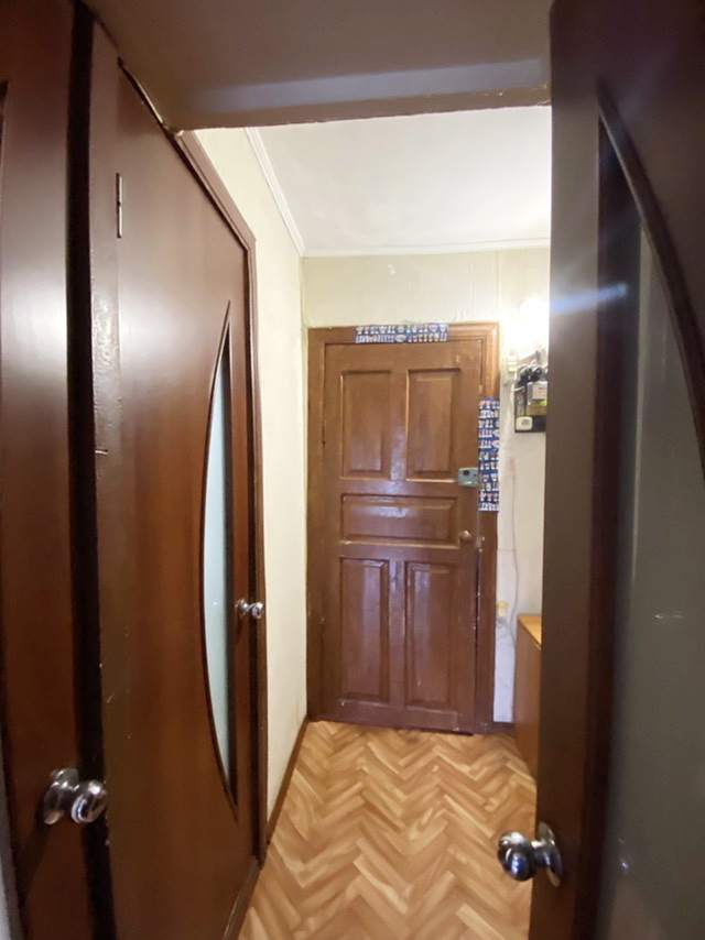 Продажа 3-комнатной квартиры 62 м², Космонавтов ул., 146В