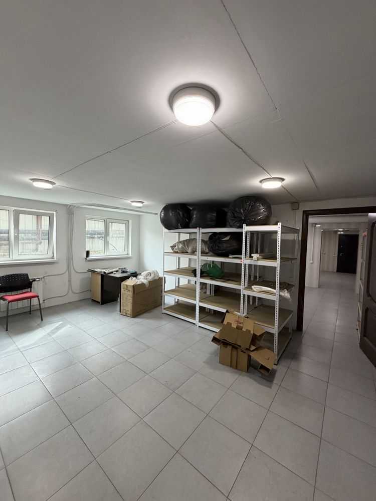 Продажа офиса 130 м², Глубочицкая ул., 40
