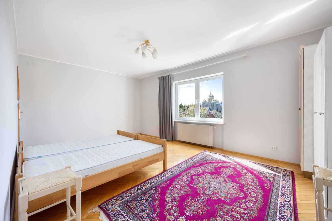 Продаж будинку 354 м², Франка