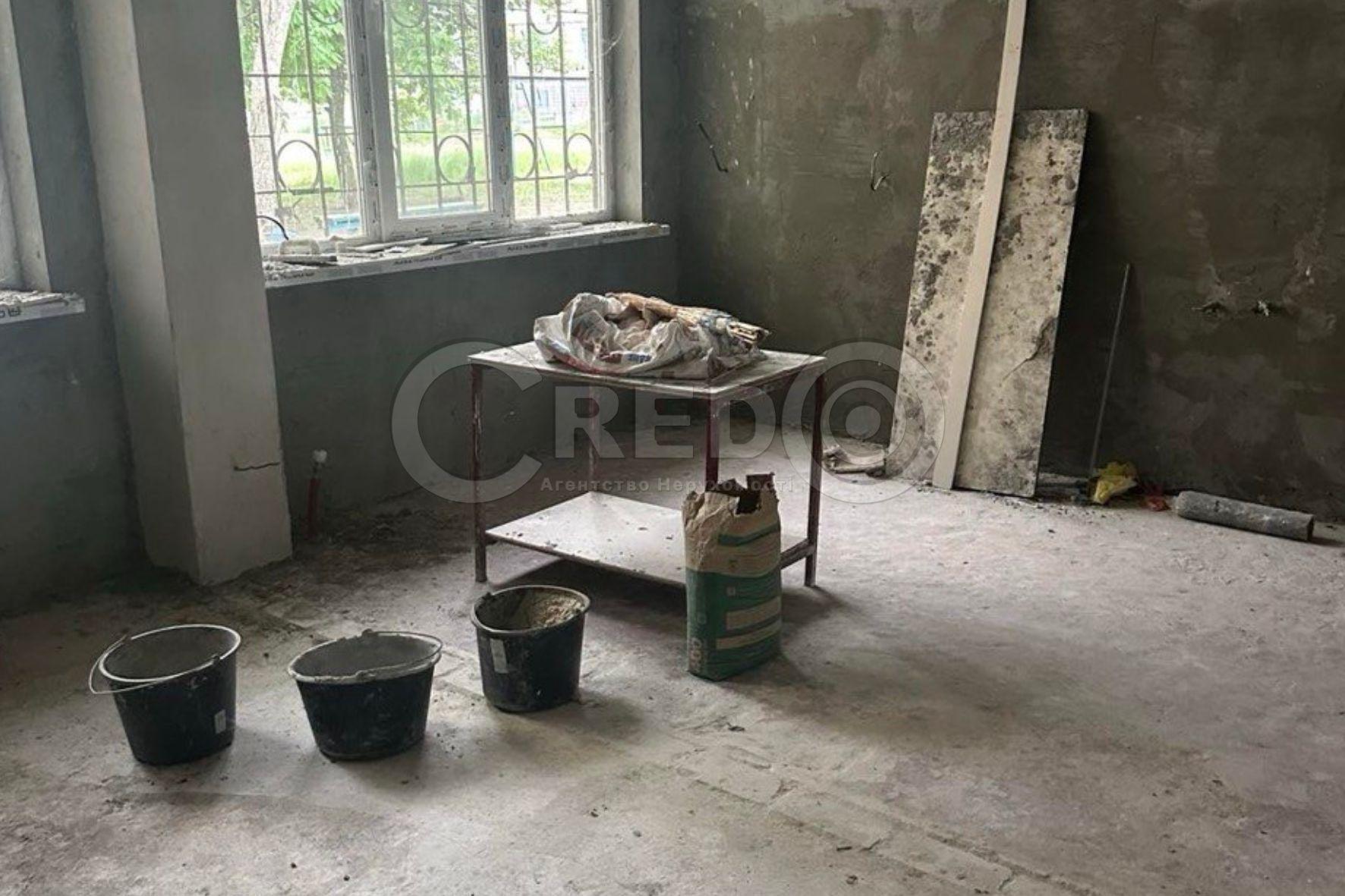Продажа торгового помещения 180 м², Чаривна ул.