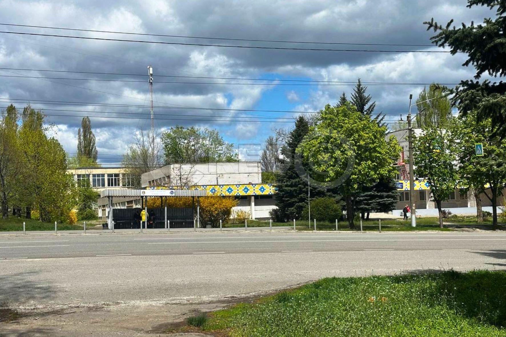 Продажа торгового помещения 180 м², Чаривна ул.