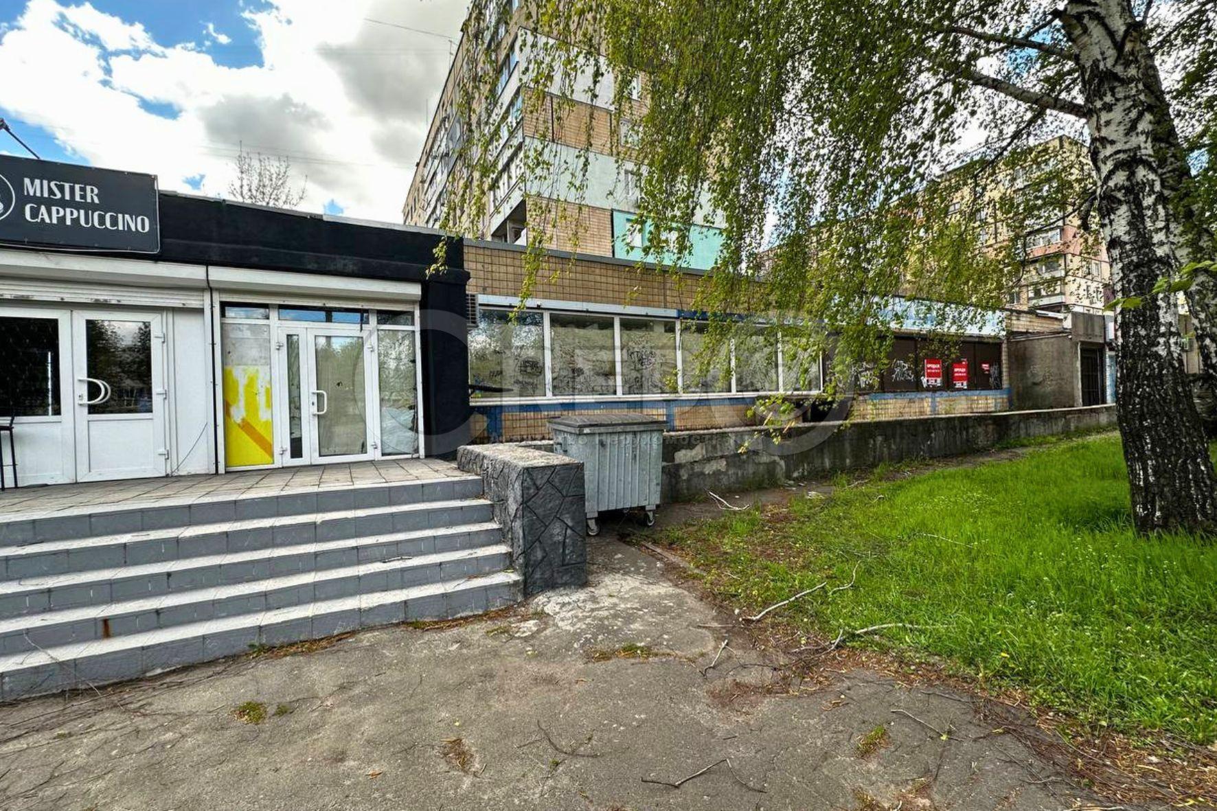 Продажа торгового помещения 180 м², Чаривна ул.
