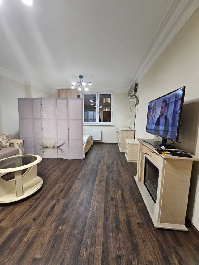Аренда 1-комнатной квартиры 55 м², Раисы Окипной ул., 8