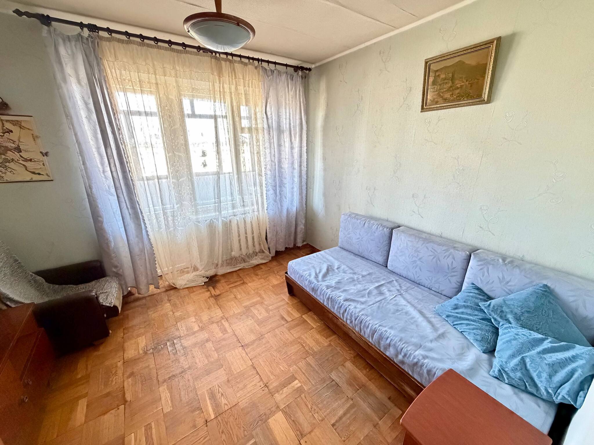 Оренда 3-кімнатної квартири 80 м², Каверіна вул.