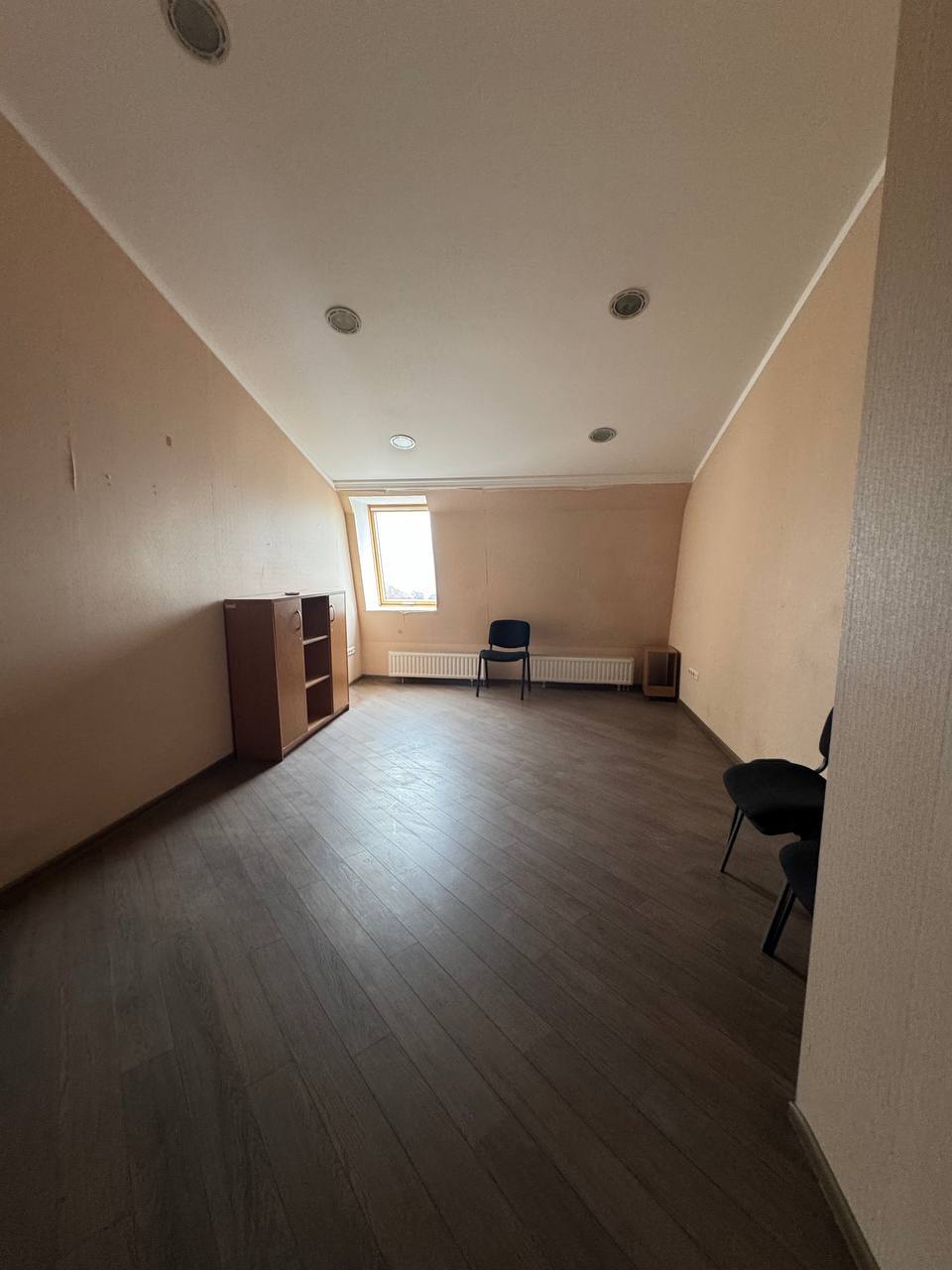 Продаж офісу 114 м², Французский бул., 9