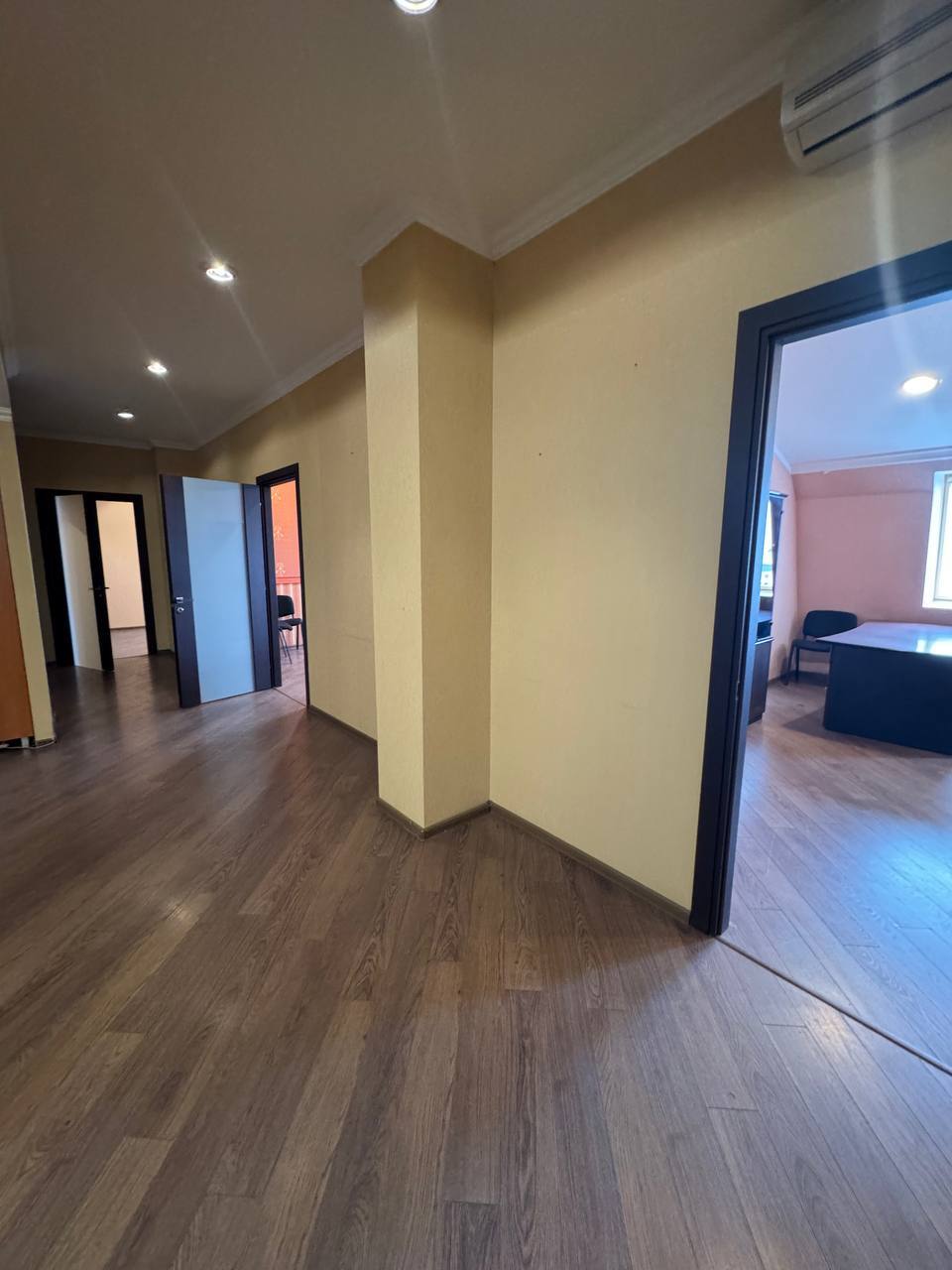 Продаж офісу 114 м², Французский бул., 9