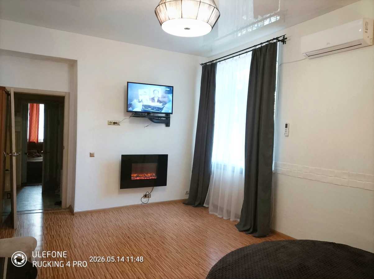 Оренда 2-кімнатної квартири 60 м², Братська вул., 10
