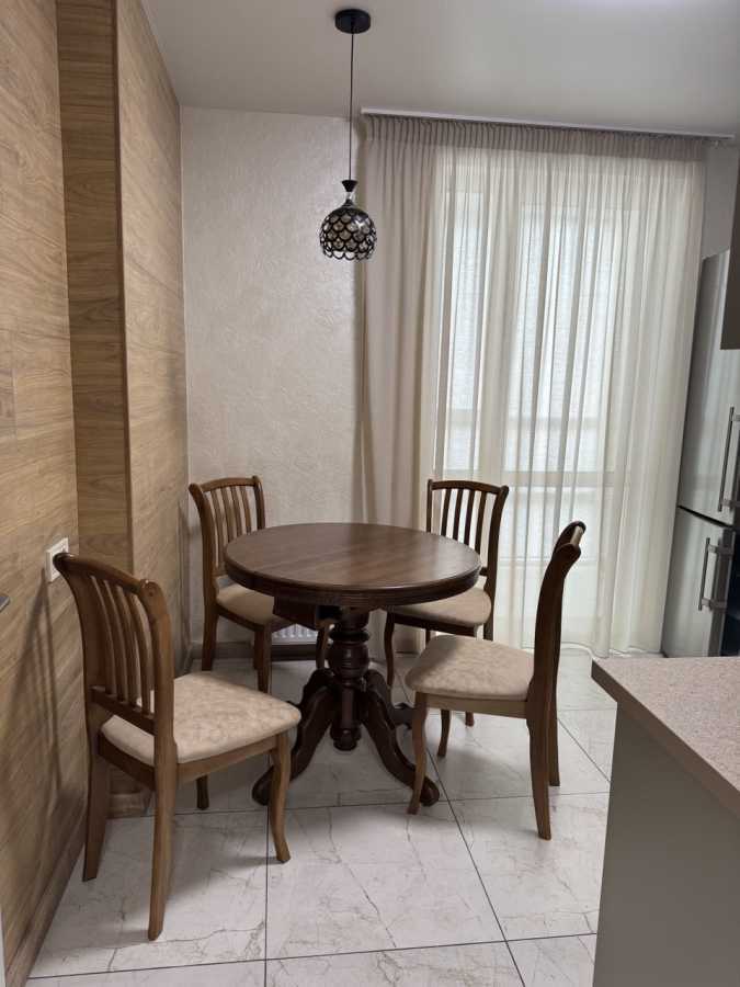 Оренда 1-кімнатної квартири 45 м², Архітектора Вербицького вул., 1В