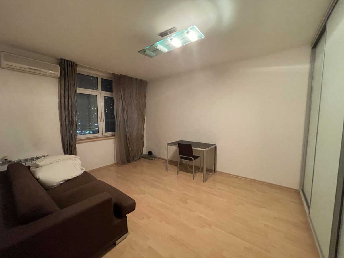 Оренда 3-кімнатної квартири 96.2 м², 40-летия Октября, 130/57
