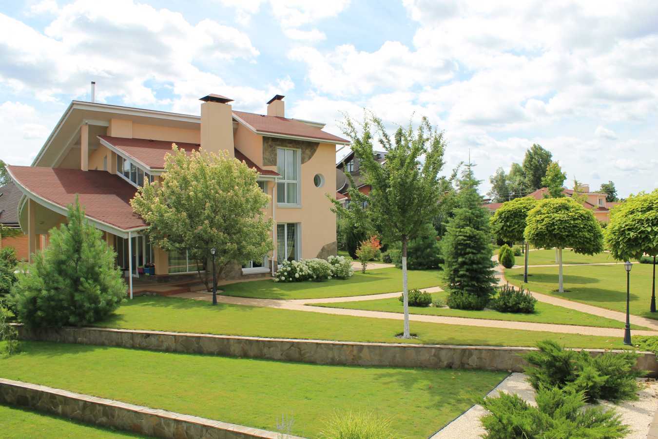 Продажа дома 500 м², Соловяненка