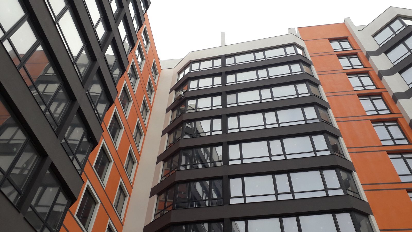 Продажа 3-комнатной квартиры 100.5 м², Ровенская ул., 7