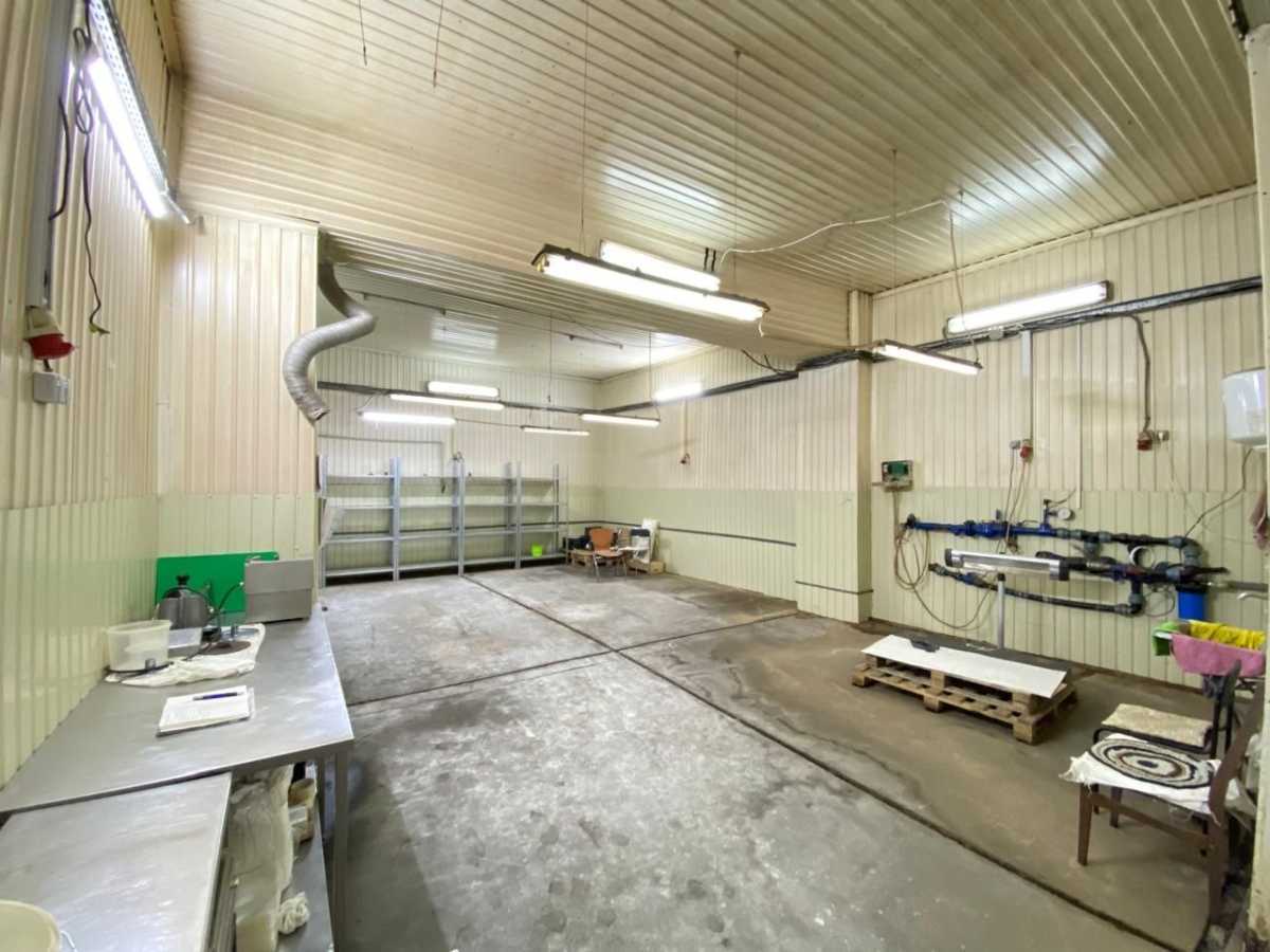 Аренда склада 1000 м², Центральна