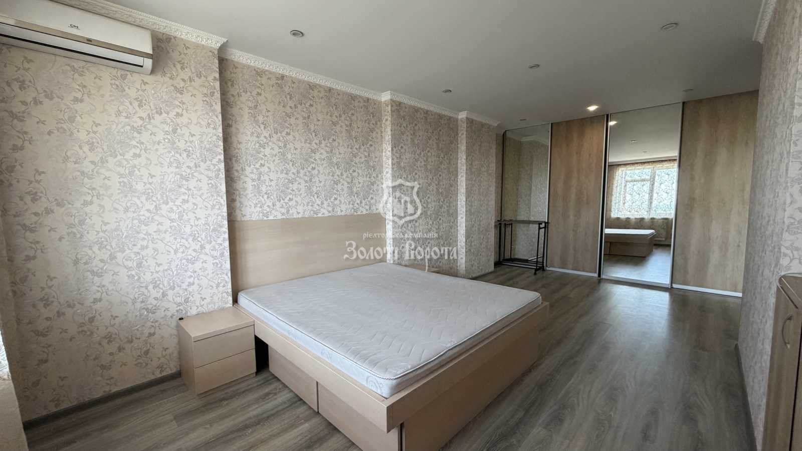 Продажа 1-комнатной квартиры 55 м², Ревуцкого ул., 9