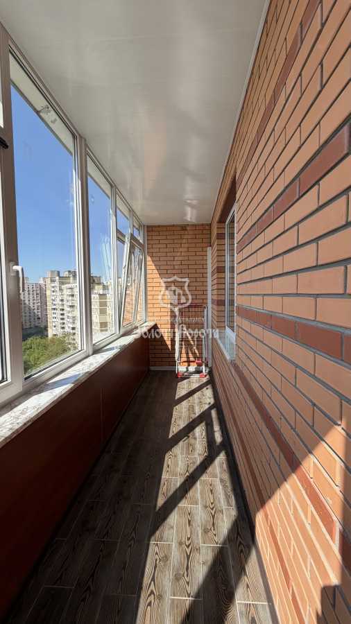 Продажа 1-комнатной квартиры 55 м², Ревуцкого ул., 9